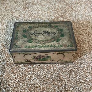 VTG CANCO Louis Sherry New York metal candy tin